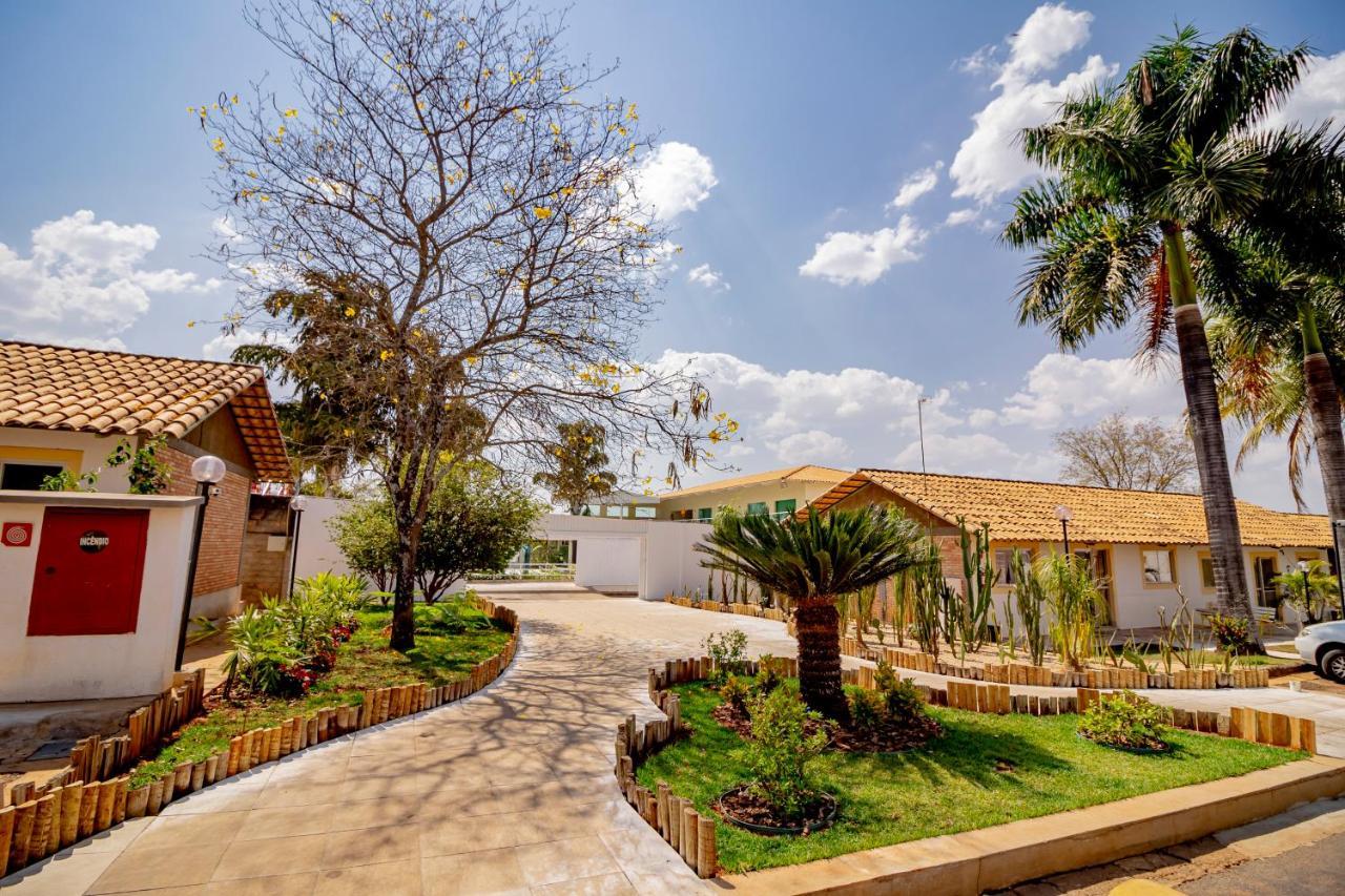 Diroma Resort Com Um Dia No Acqua Park Caldas Novas Exterior foto
